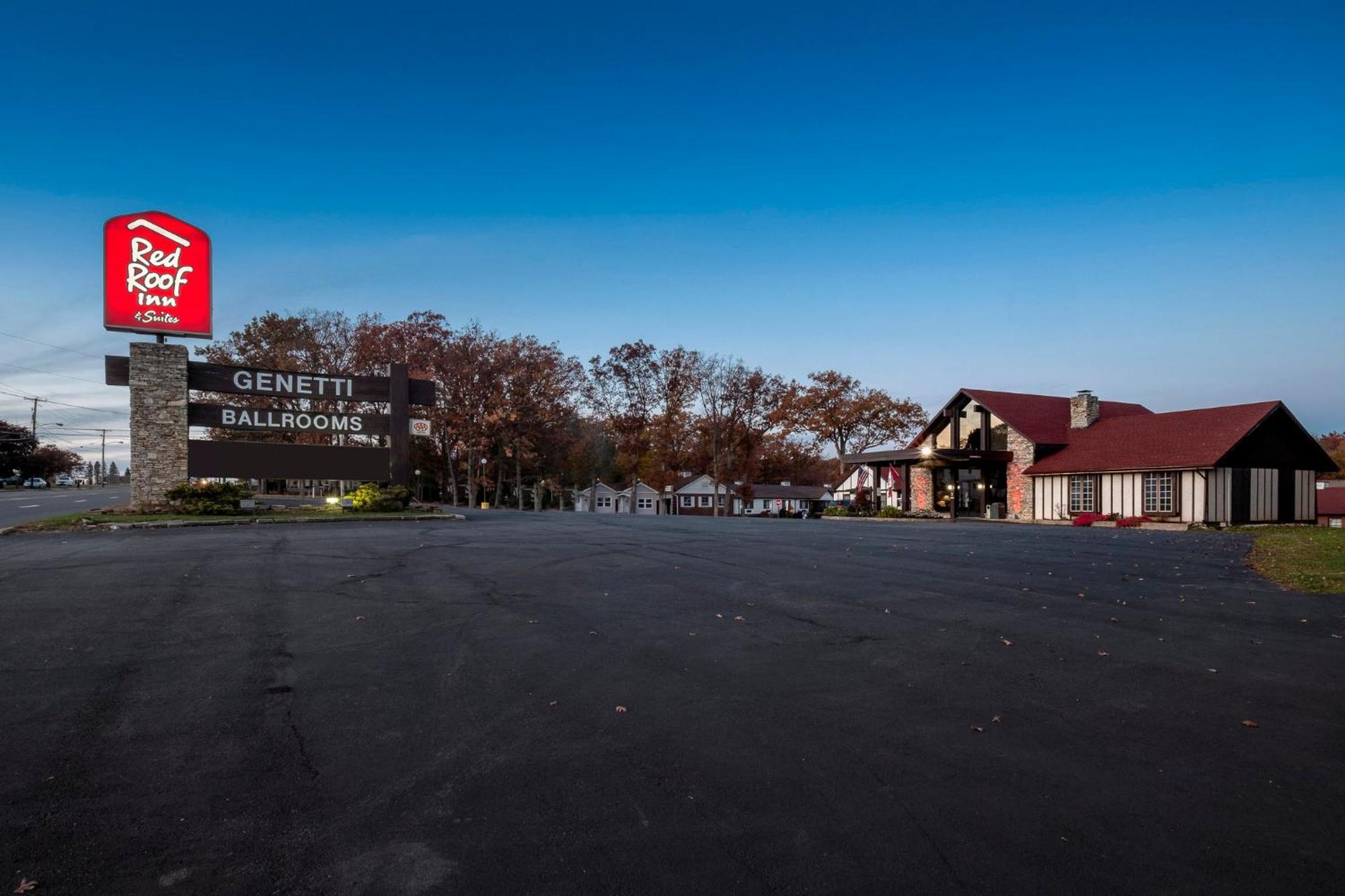 Red Roof Inn & Suites Hazleton Exteriér fotografie